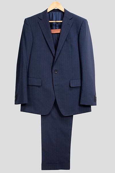 Navy suit by GlobalStyle