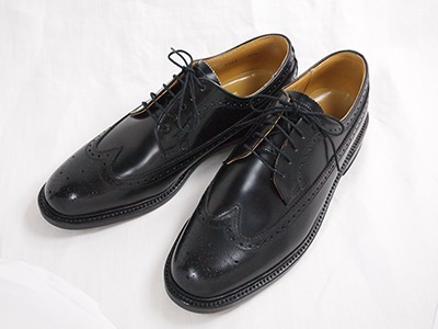 Wing tip shoes by Regal