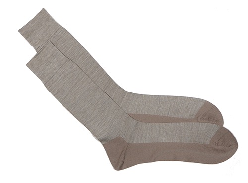 Beige socks by Tabio