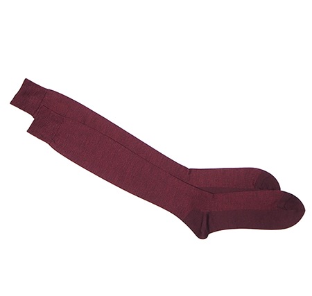 Dark red long socks by Tabio