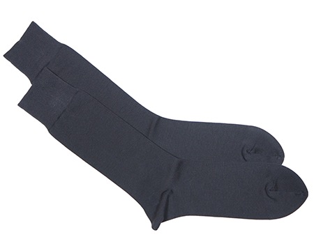 Carbon gray socks by Tabio